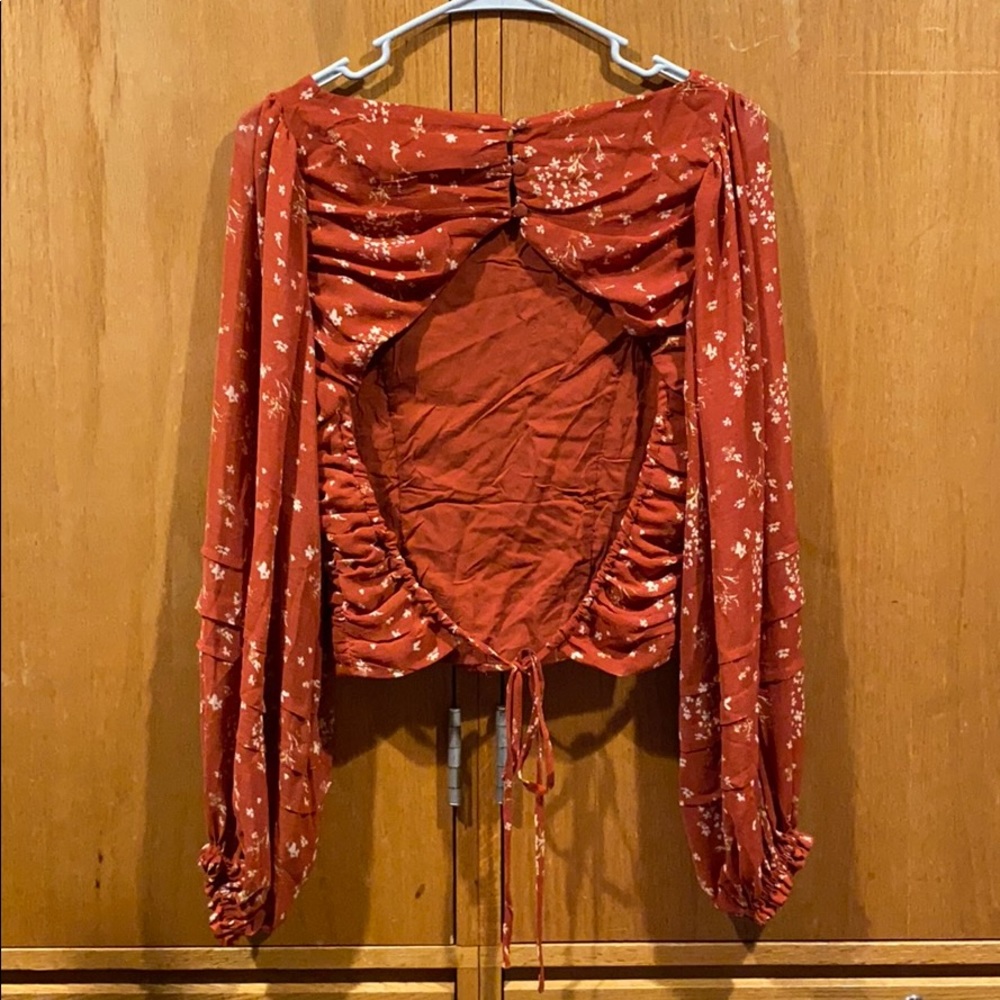FREE PEOPLE OPEN BACK CINCH TOP- NEVER WORN!!